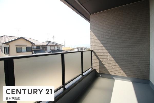 �o���R�j�[ -