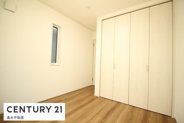 �m�� -
