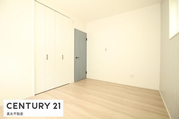 �m�� -