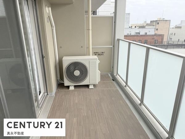 �o���R�j�[ -