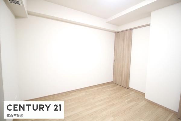 �m�� -