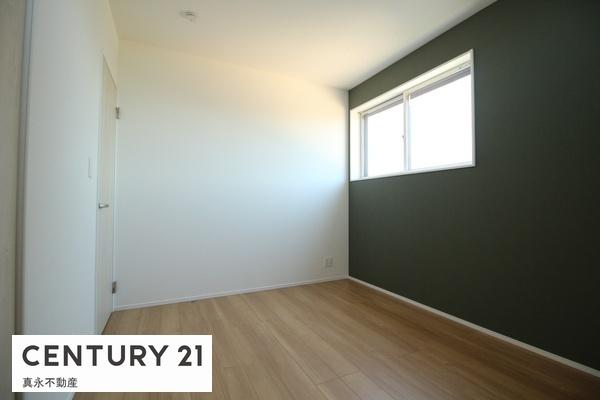�m�� -
