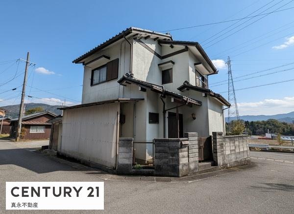 �O�ʓ��H�܂ތ��n�ʐ^ -