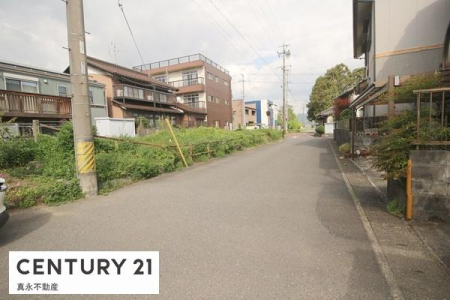 �O�ʓ��H�܂ތ��n�ʐ^ -