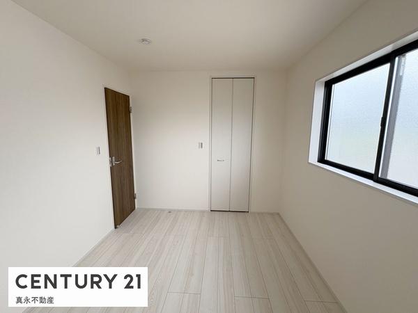 �m�� -