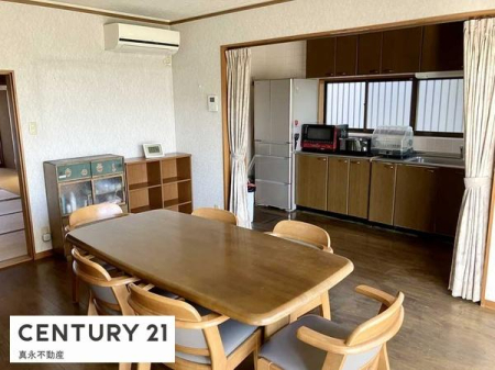 ���r���O -