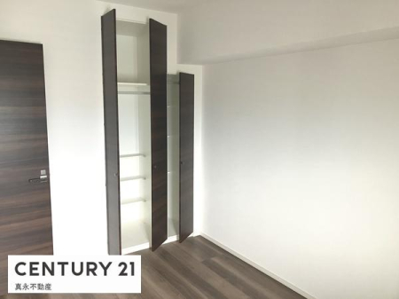 �m�� -