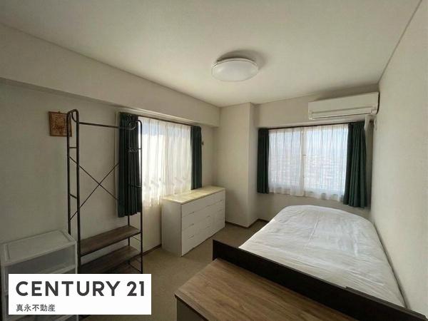 �m�� -