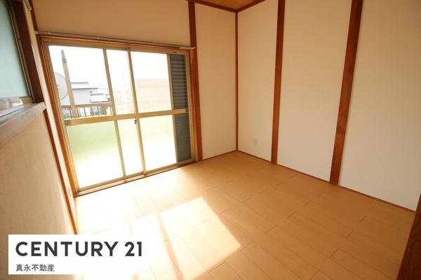 �m�� -