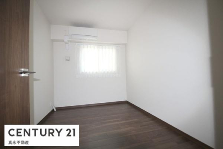 �m�� -